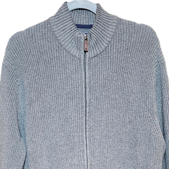 IZOD Men's Gray Long Sleeve Reversible Zipper Woven Cotton Knit Sweater Cardigan - Picture 4 of 10